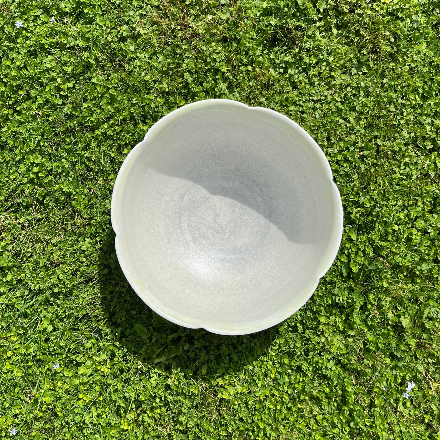Scalloped Serving Bowl